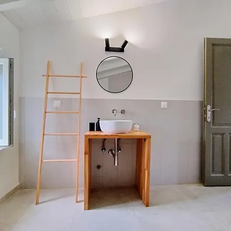 Olive Grove Boutique Ágios Panteleḯmon